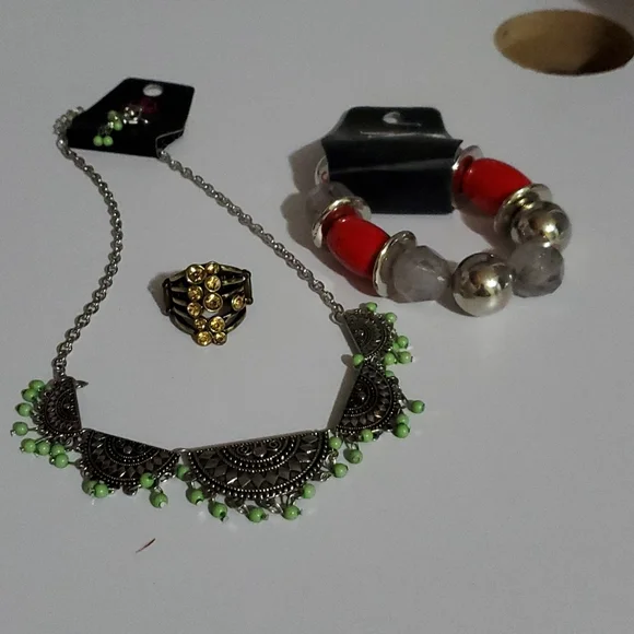 Jewelry - Picture 2 of 2
